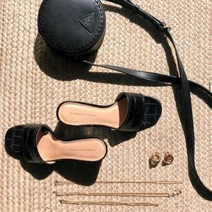 FINAL🚨DONATING SOON‼️ Kalyn Croc Block Heel Mules